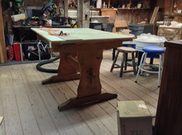 Handbuilding table